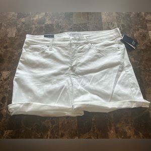 Crown and Ivy white short, NWT, size 16